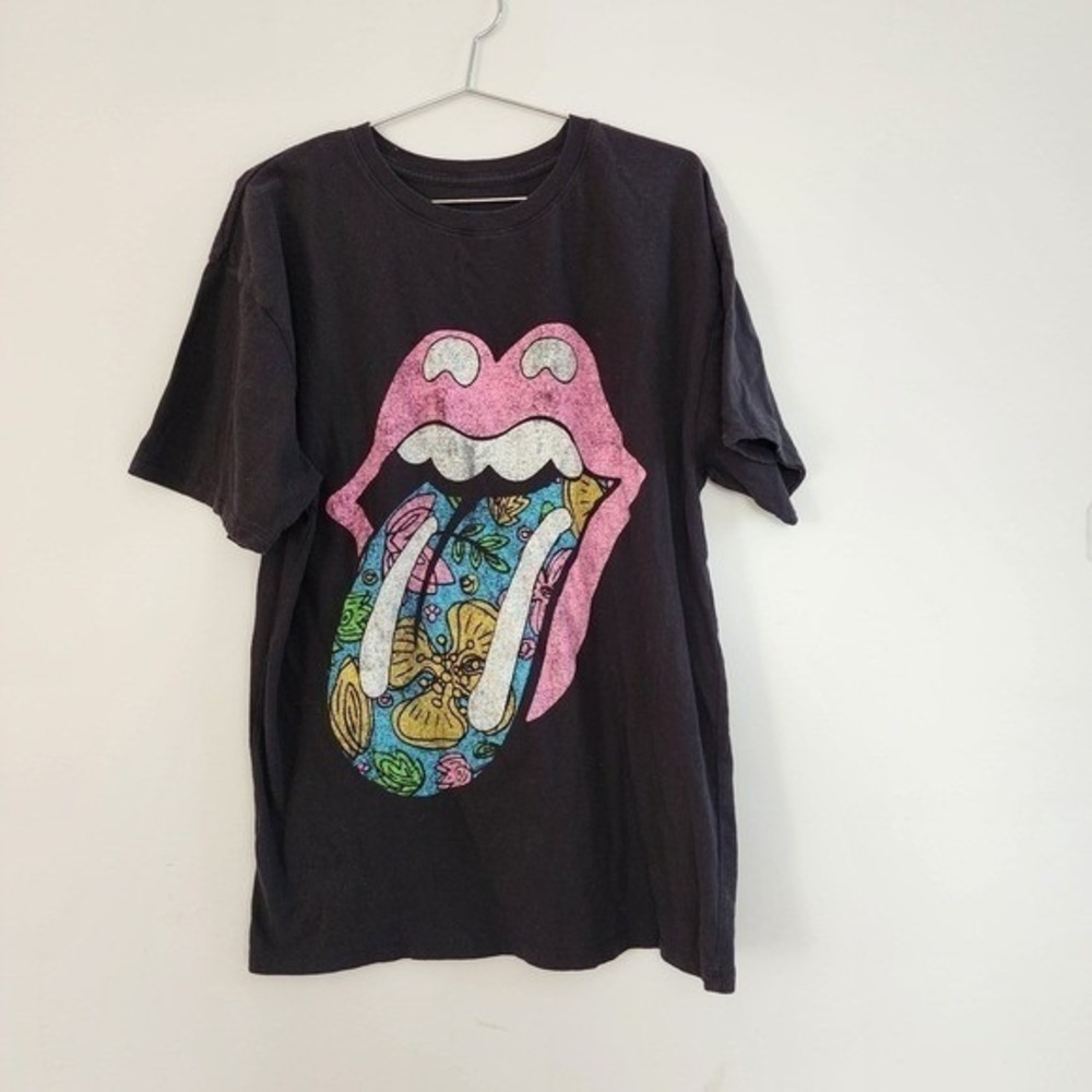 The Rolling Stones Graphic Tee Women S/M Black Band Rock Floral Concert Merch